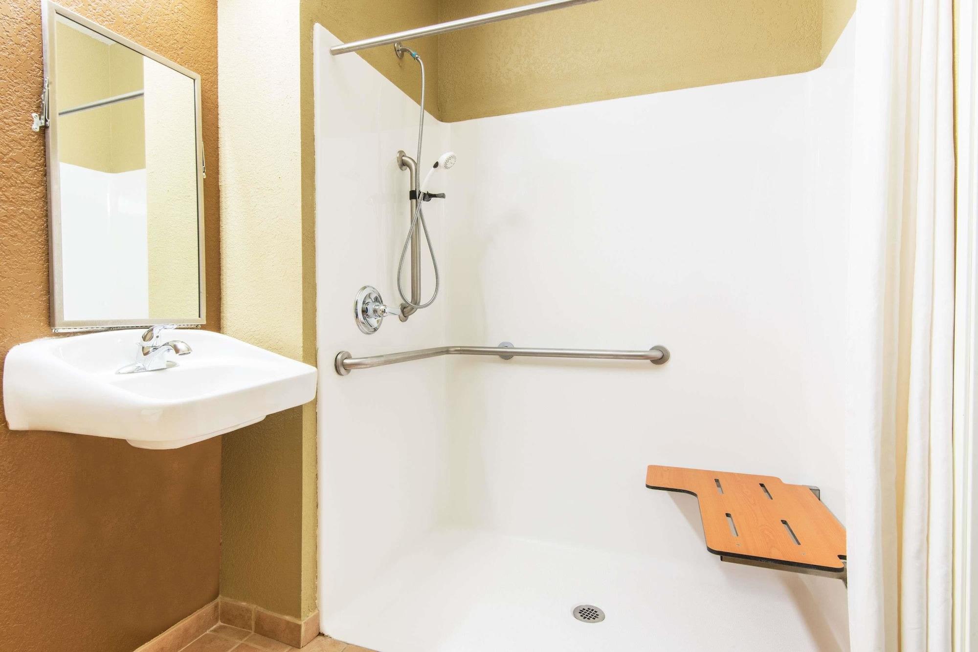 Microtel Inn And Suites Montgomery Luaran gambar