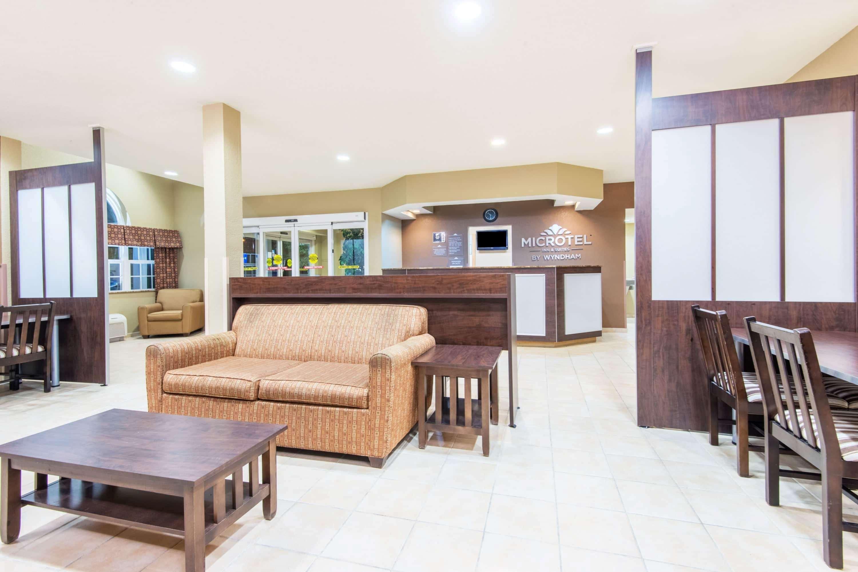 Microtel Inn And Suites Montgomery Luaran gambar