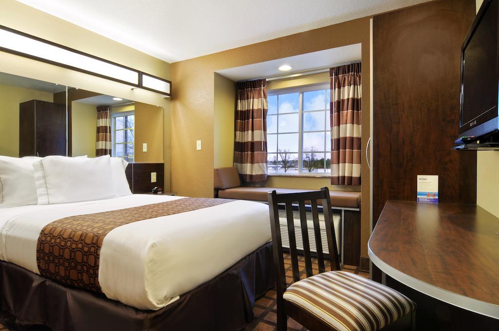 Microtel Inn And Suites Montgomery Bilik gambar