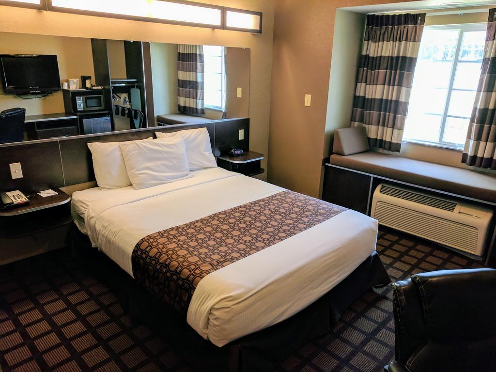 Microtel Inn And Suites Montgomery Luaran gambar